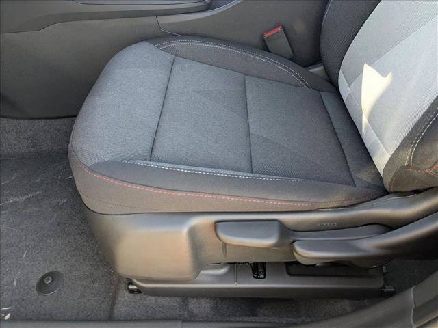 New 2026 Chevrolet Trax RS w/ Sunroof Package FWD image 4