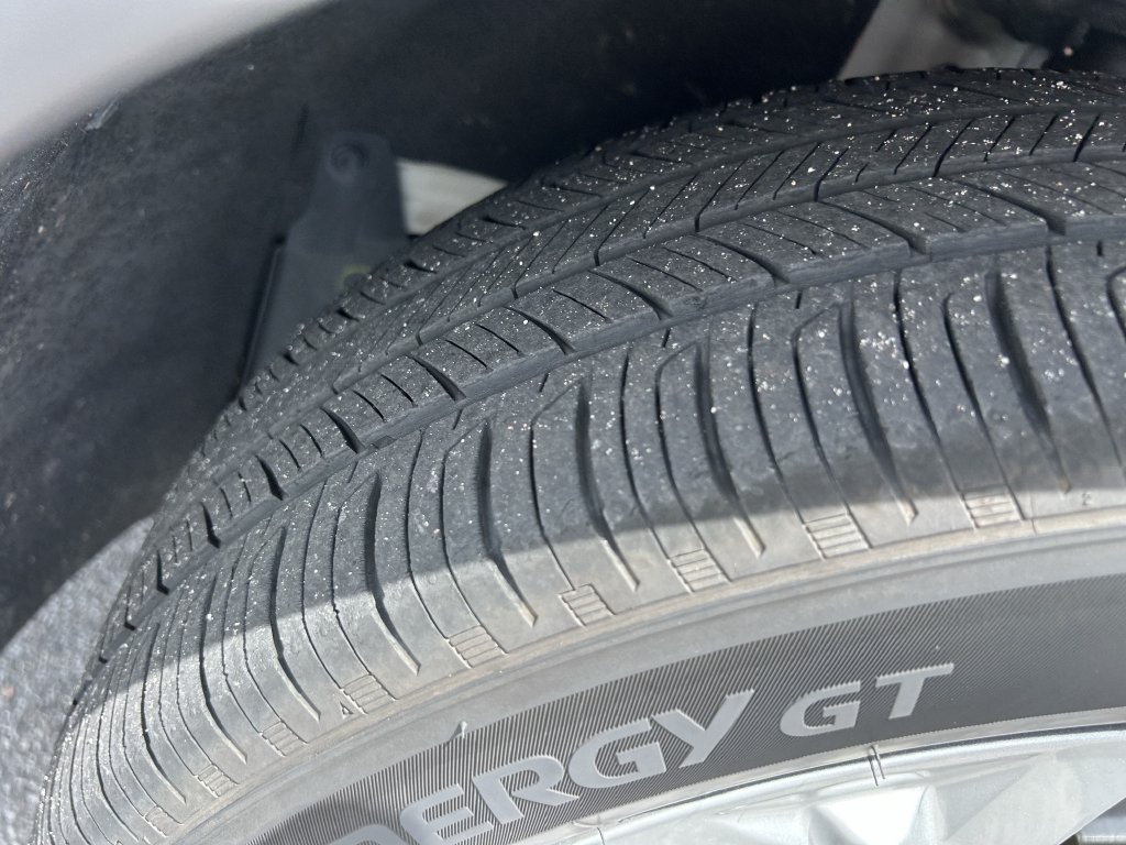 Used 2025 Honda HR-V LX image 36