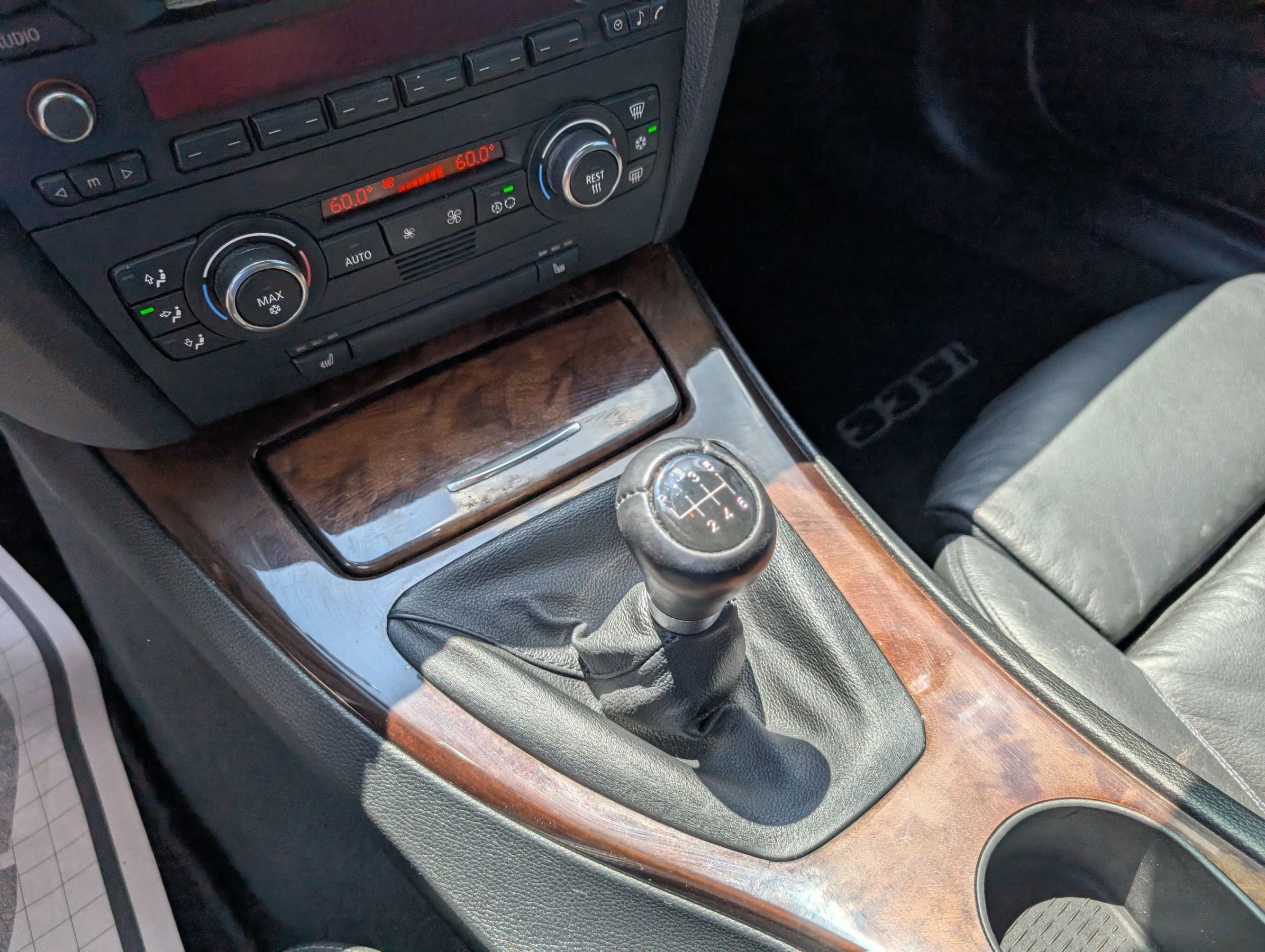 Used 2007 BMW 335i Convertible image 21