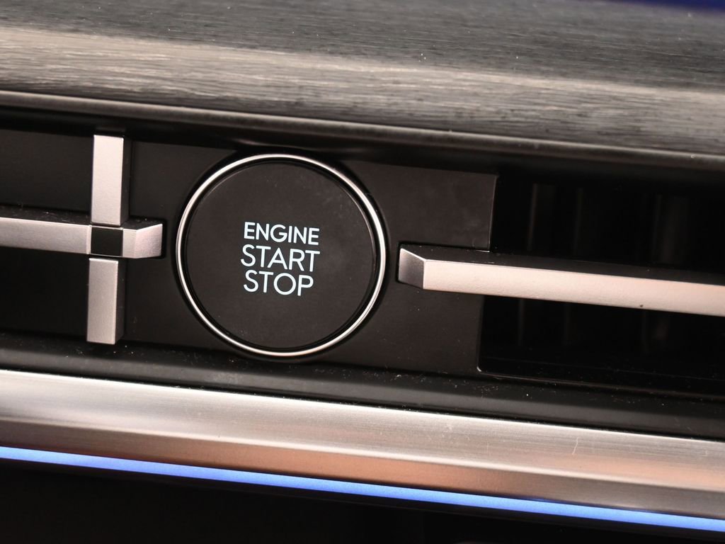 Used 2024 Hyundai Santa Fe Limited image 44