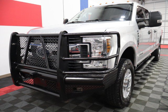 Used 2019 Ford F350 XLT w/ XLT Value Package AWD/4WD image 3