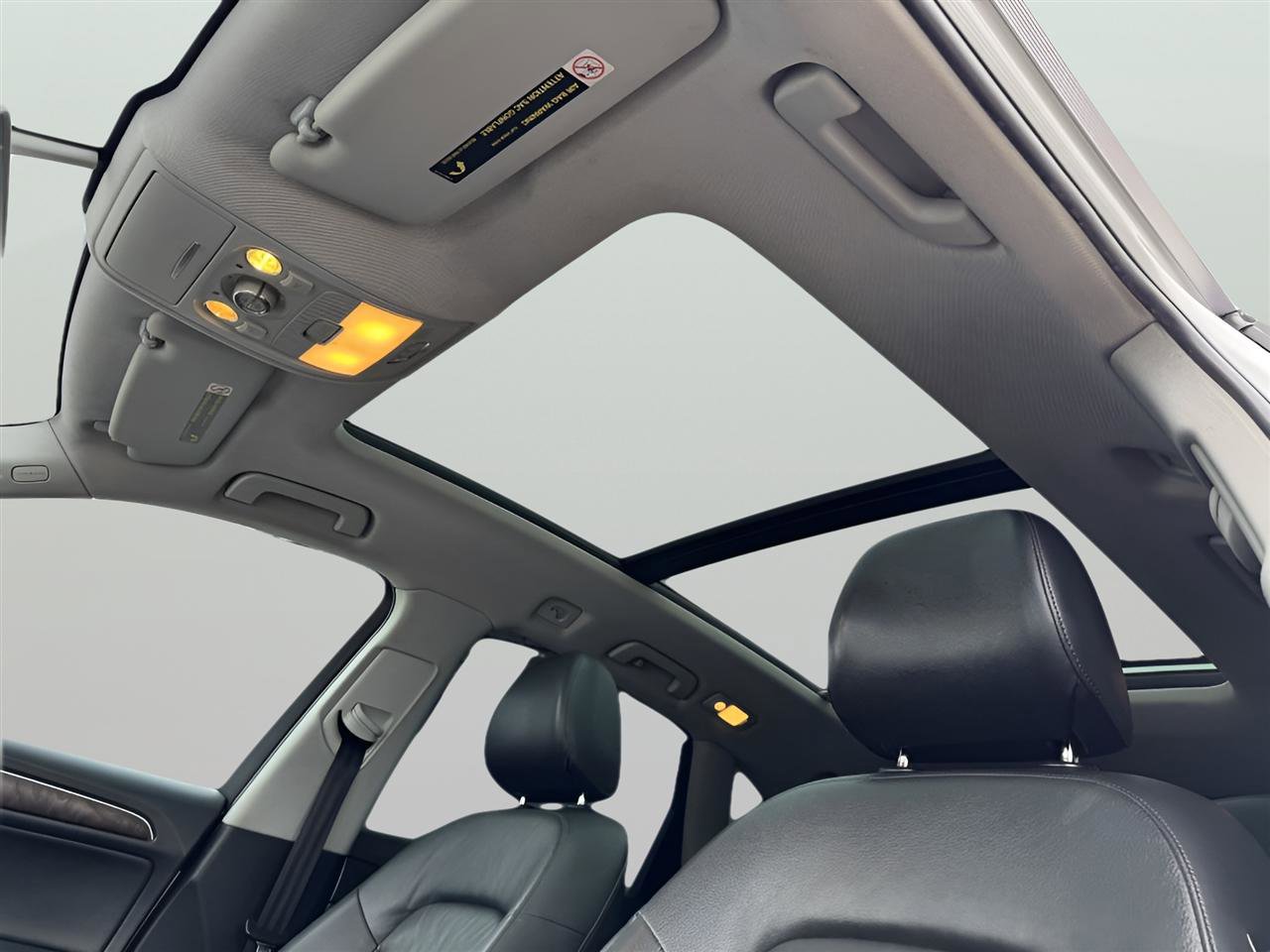 Used 2014 Audi Q5 2.0T Premium w/ Lighting Package AWD/4WD image 16