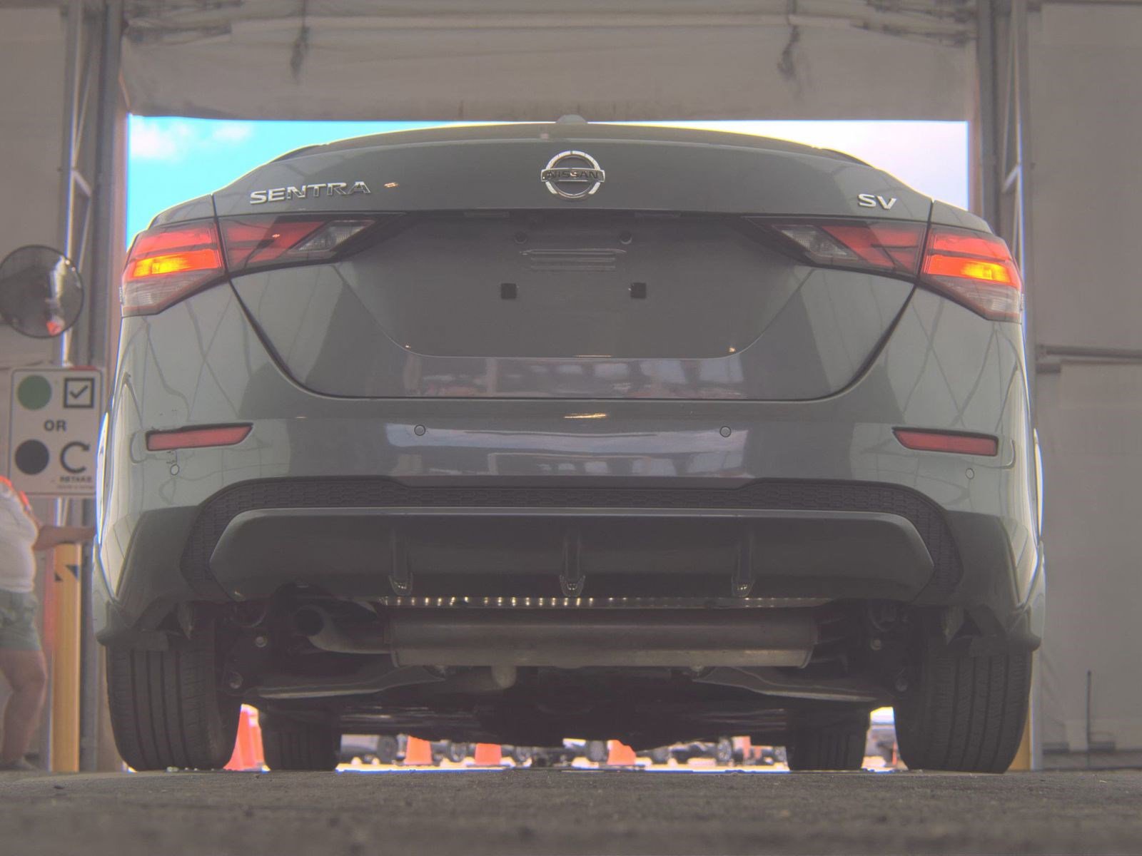 Used 2022 Nissan Sentra SV w/ Trunk Package FWD image 10