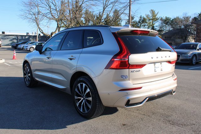 Used 2025 Volvo XC60 B5 Plus image 41