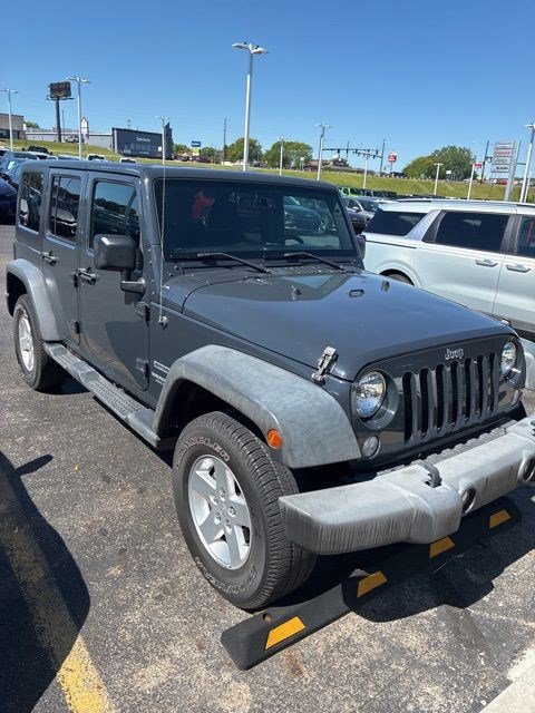 Used 2017 Jeep Wrangler Unlimited Sport w/ Quick Order Package 24S AWD/4WD image 3