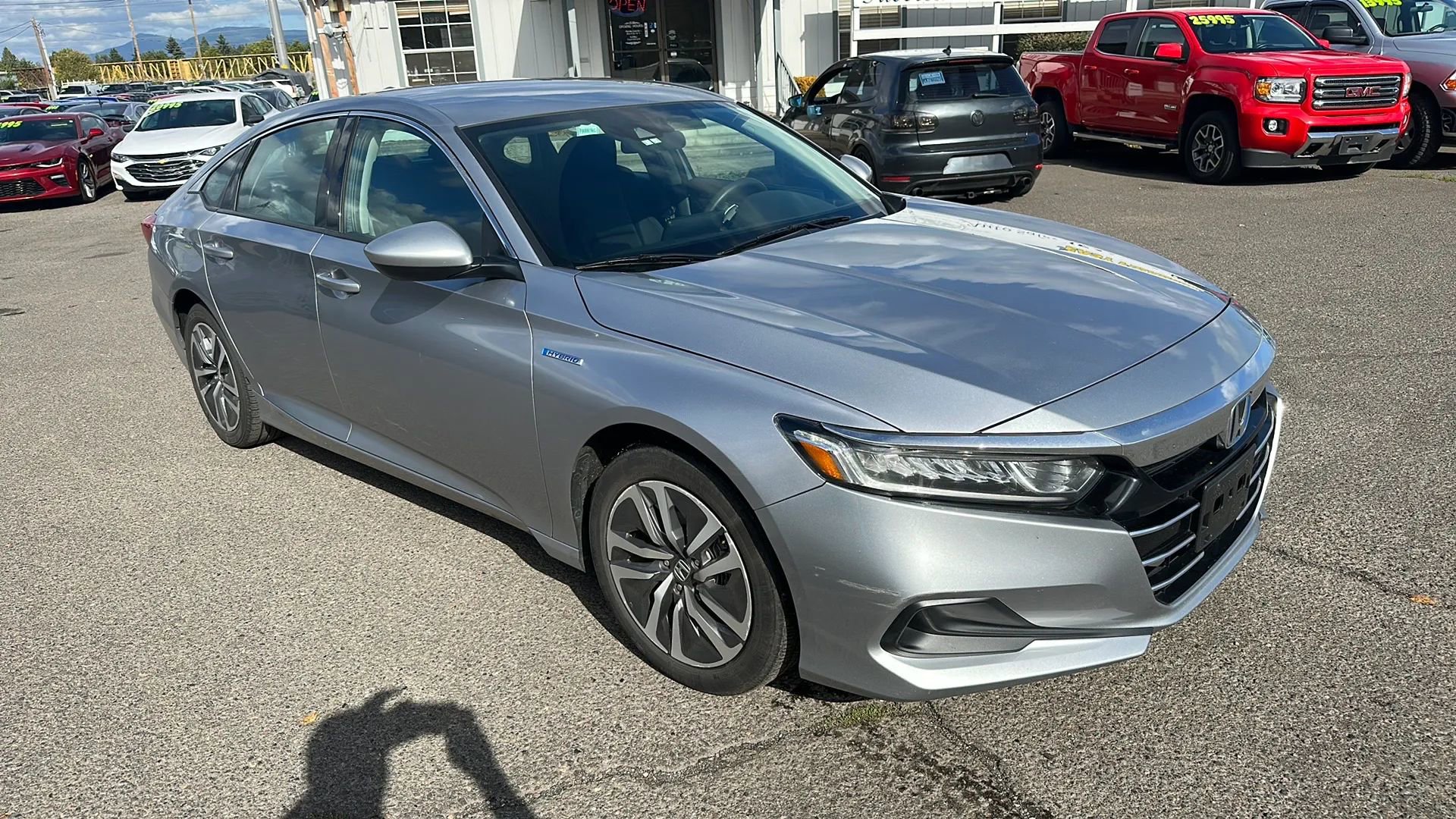 Used 2021 Honda Accord Sedan 4D image 2
