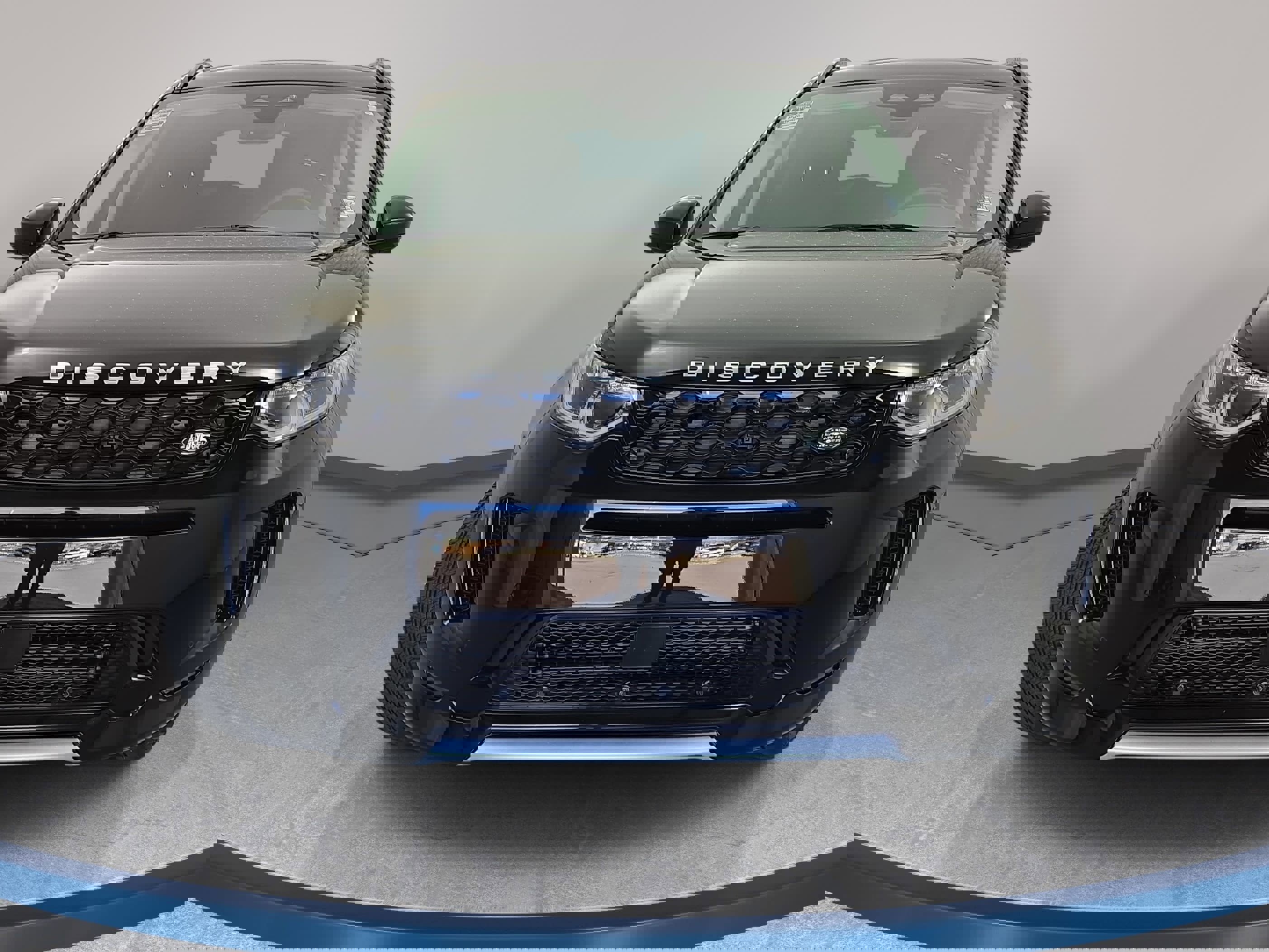 Certified 2024 Land Rover Discovery Sport S image 2