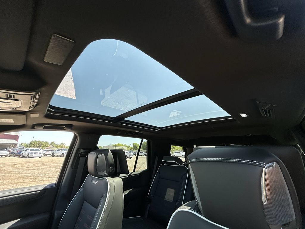 New 2026 GMC Yukon AT4 Ultimate AWD/4WD image 19