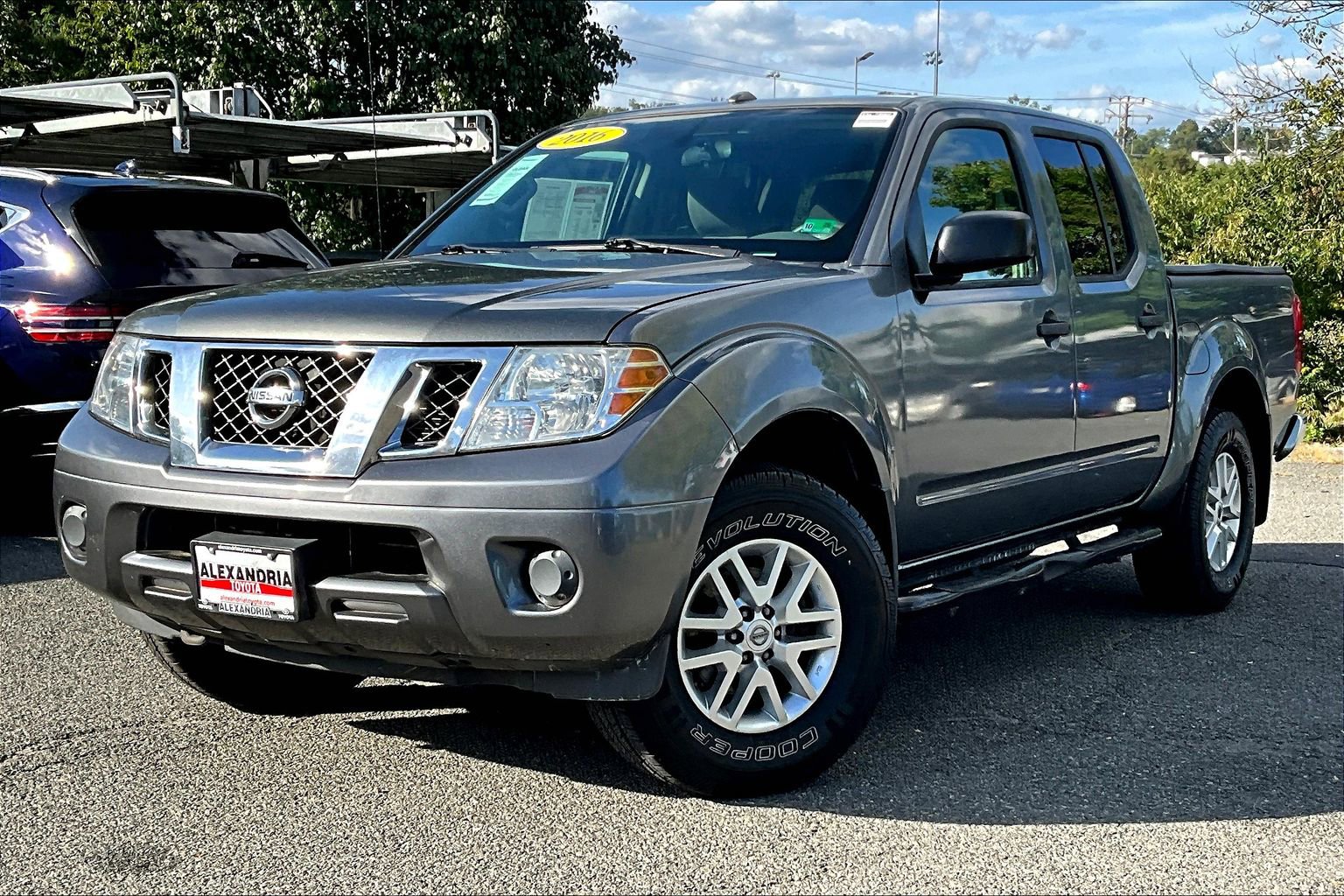 Used 2016 Nissan Frontier SV w/ Moonroof Package