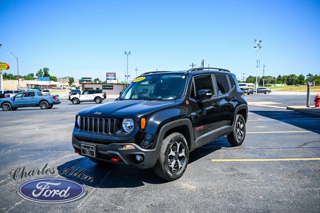Used 2022 Jeep Renegade Trailhawk image 3