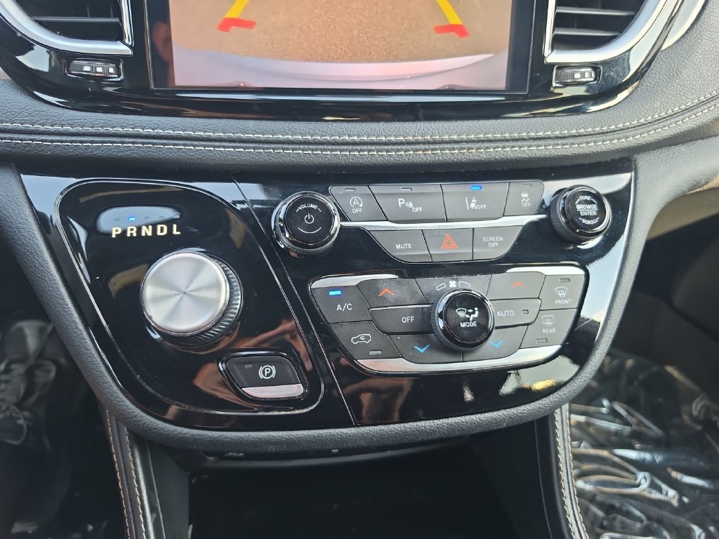 Used 2023 Chrysler Pacifica Limited w/ Uconnect Theater Family Group AWD/4WD image 20