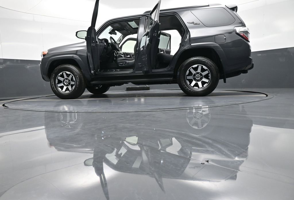 Certified 2024 Toyota 4Runner TRD Off-Road Premium w/ Off Road Premium Plus Package AWD/4WD image 49