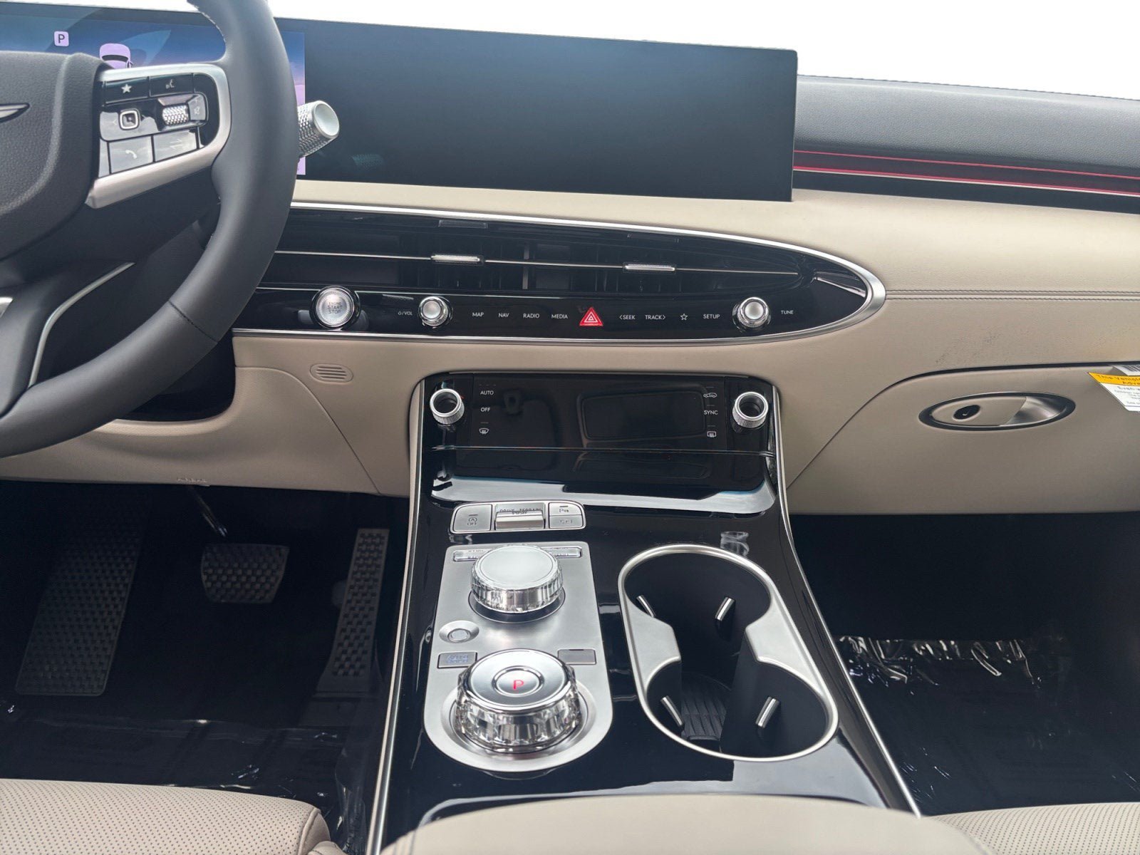 New 2026 Genesis GV70 2.5T AWD/4WD image 11