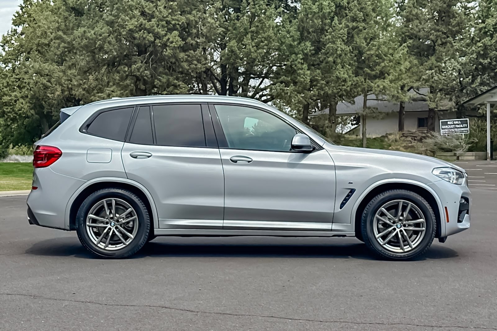Used 2019 BMW X3 xDrive30i w/ M Sport Package 2 AWD/4WD image 3