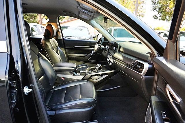 Used 2024 Kia Telluride LX image 11