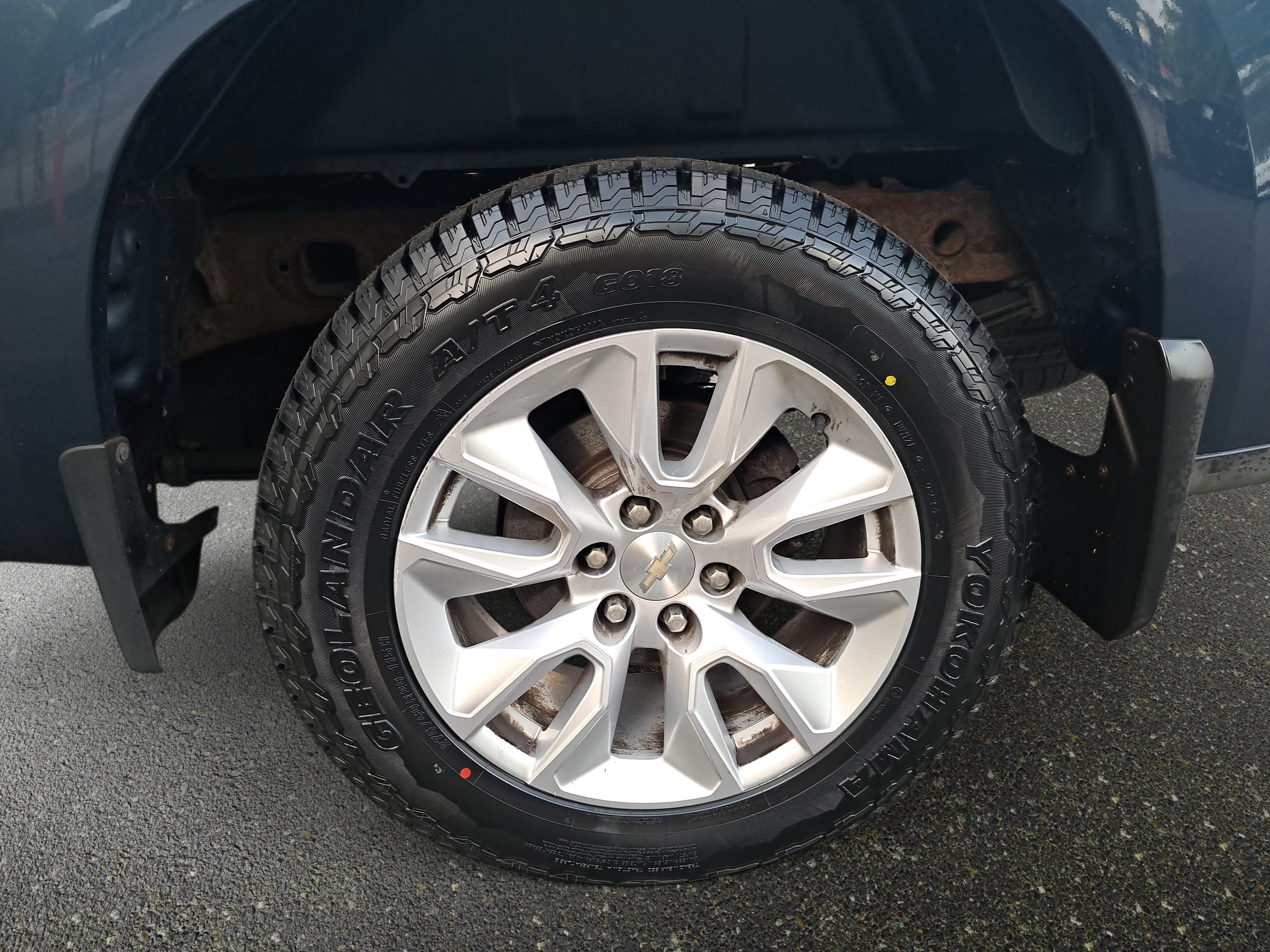 Used 2019 Chevrolet Silverado 1500 Custom w/ Custom Value Package AWD/4WD image 28