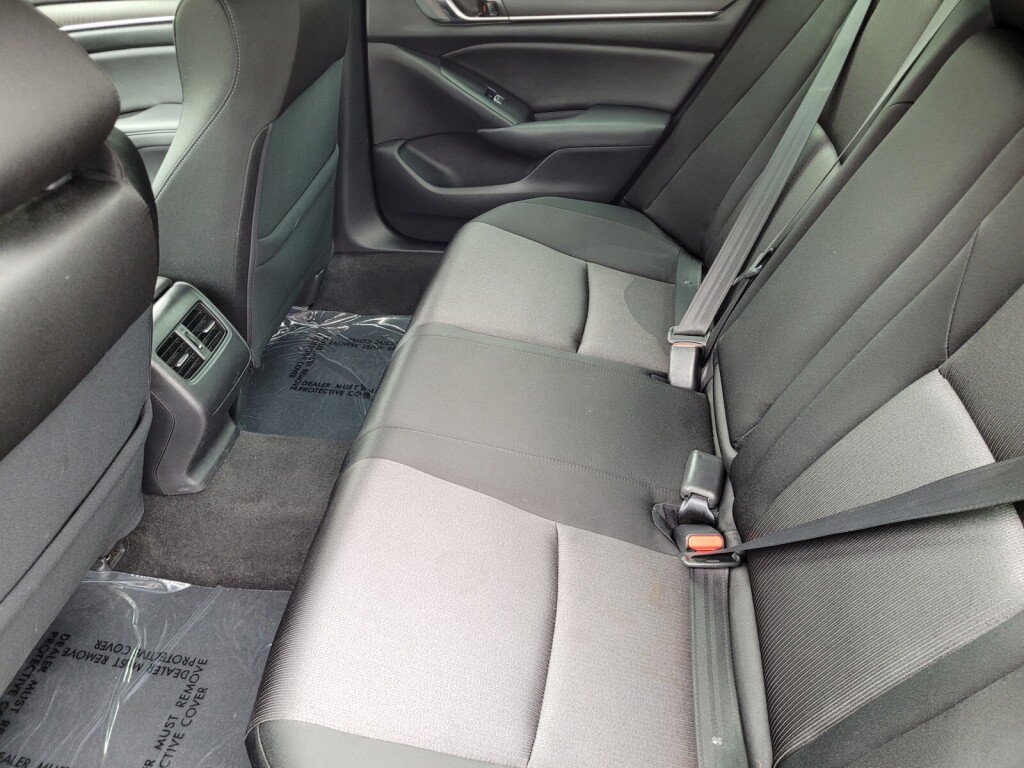 Certified 2019 Honda Accord EX image 17