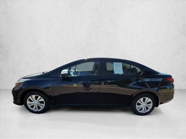 Used 2017 Nissan Versa SV FWD image 8