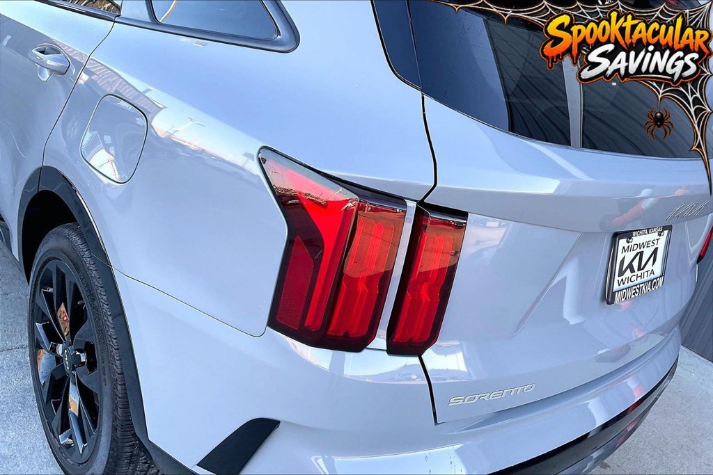 Used 2023 Kia Sorento SX FWD image 29