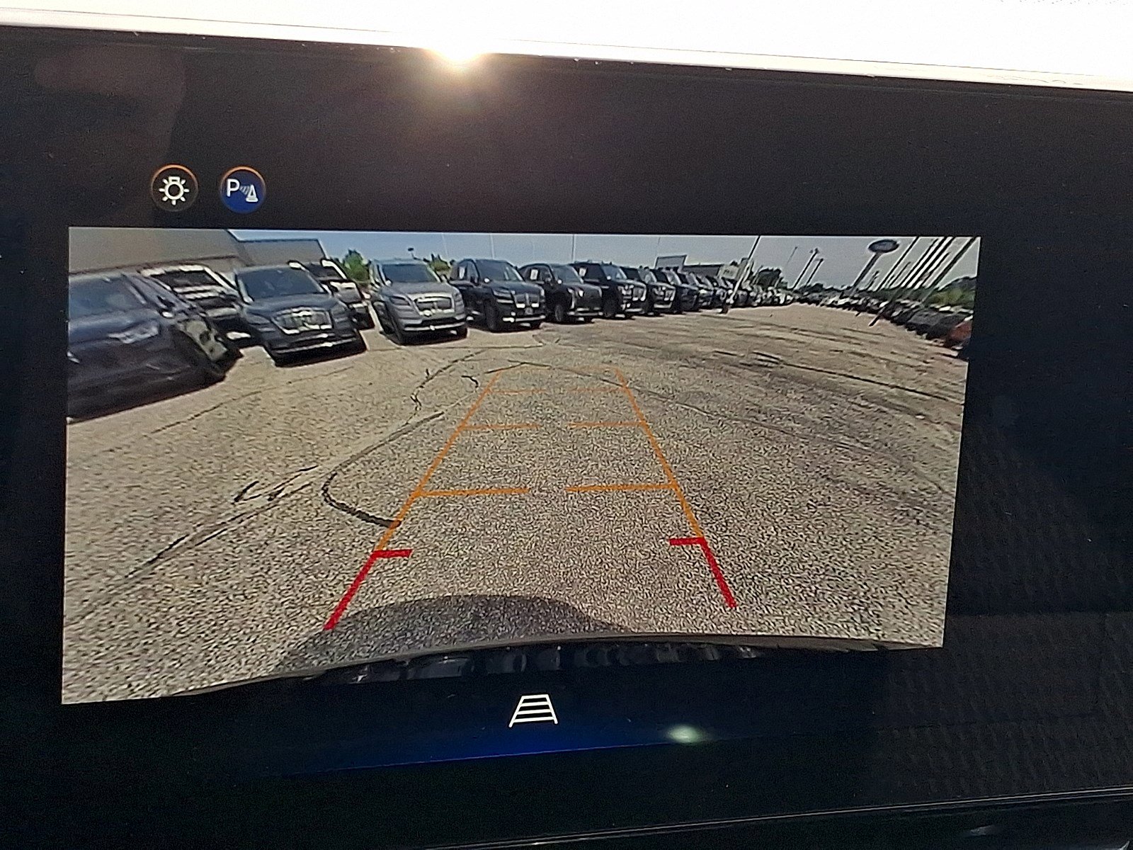 Used 2025 Chevrolet Equinox LT AWD/4WD image 16
