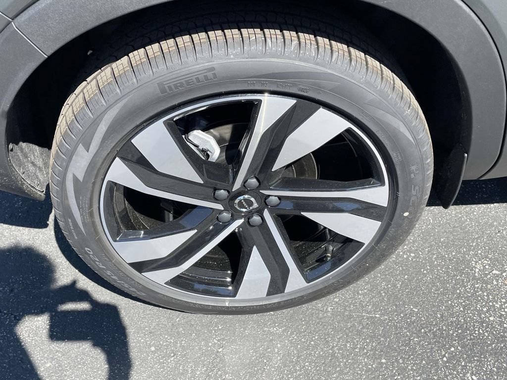 New 2026 Volvo XC40 B5 Ultra w/ Protection Package Premier AWD/4WD image 10