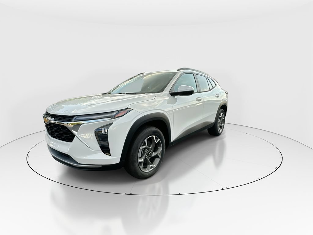 New 2026 Chevrolet Trax LT w/ LT Convenience Package FWD image 4