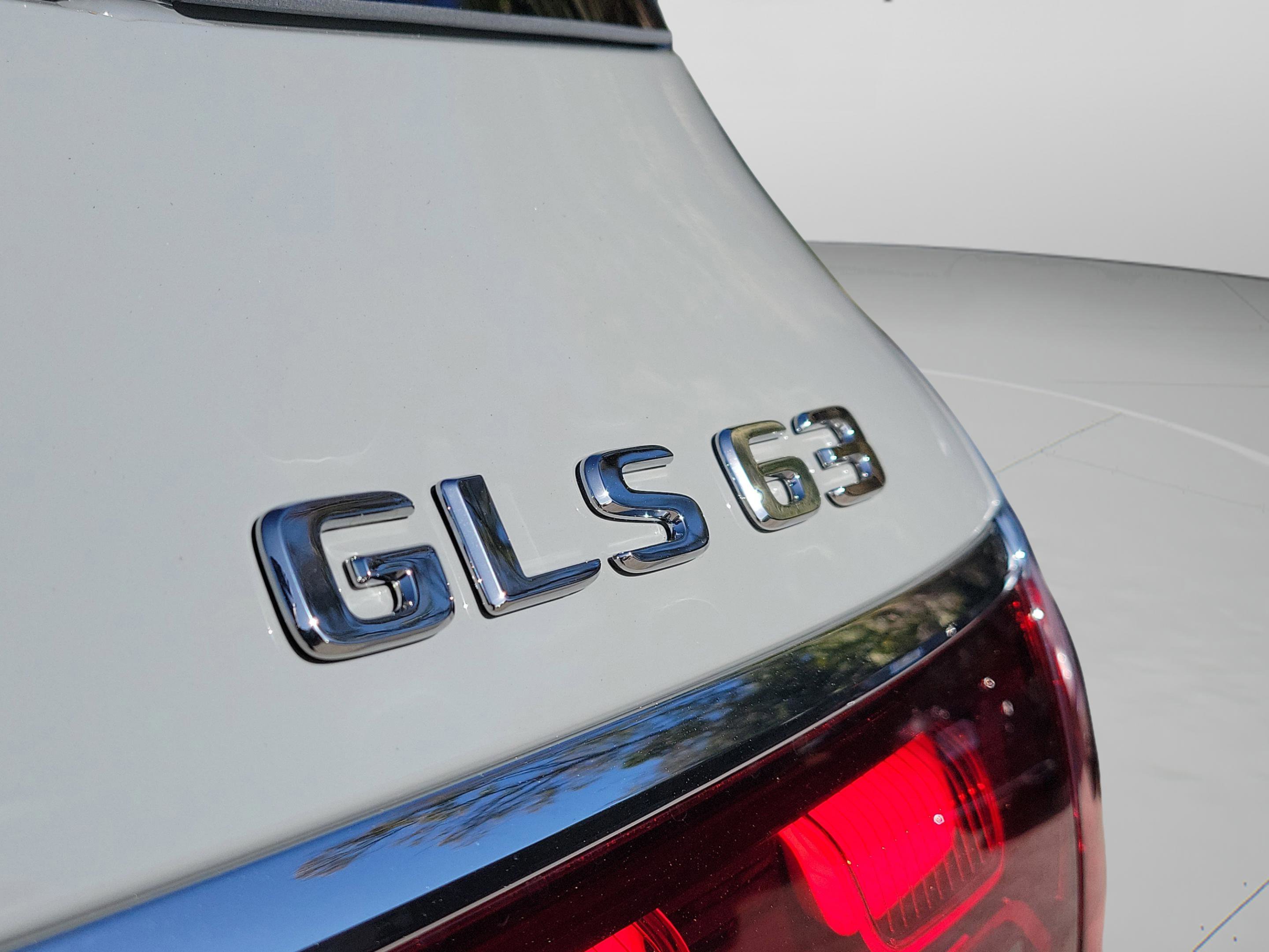 New 2026 Mercedes-Benz GLS 63 AMG 4MATIC image 9