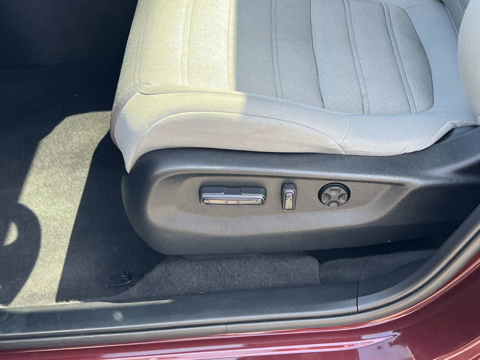 Certified 2018 Honda CR-V EX image 17