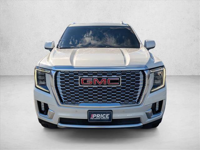 Used 2021 GMC Yukon Denali w/ Denali Premium Package image 2