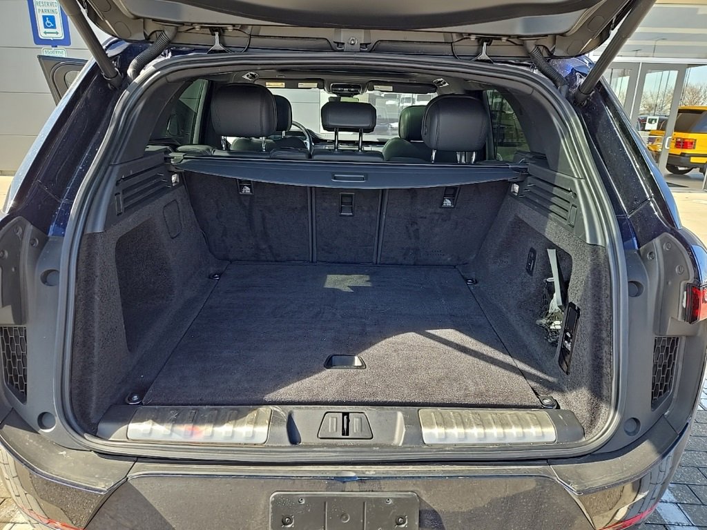 Used 2023 Land Rover Range Rover Sport SE Dynamic image 18