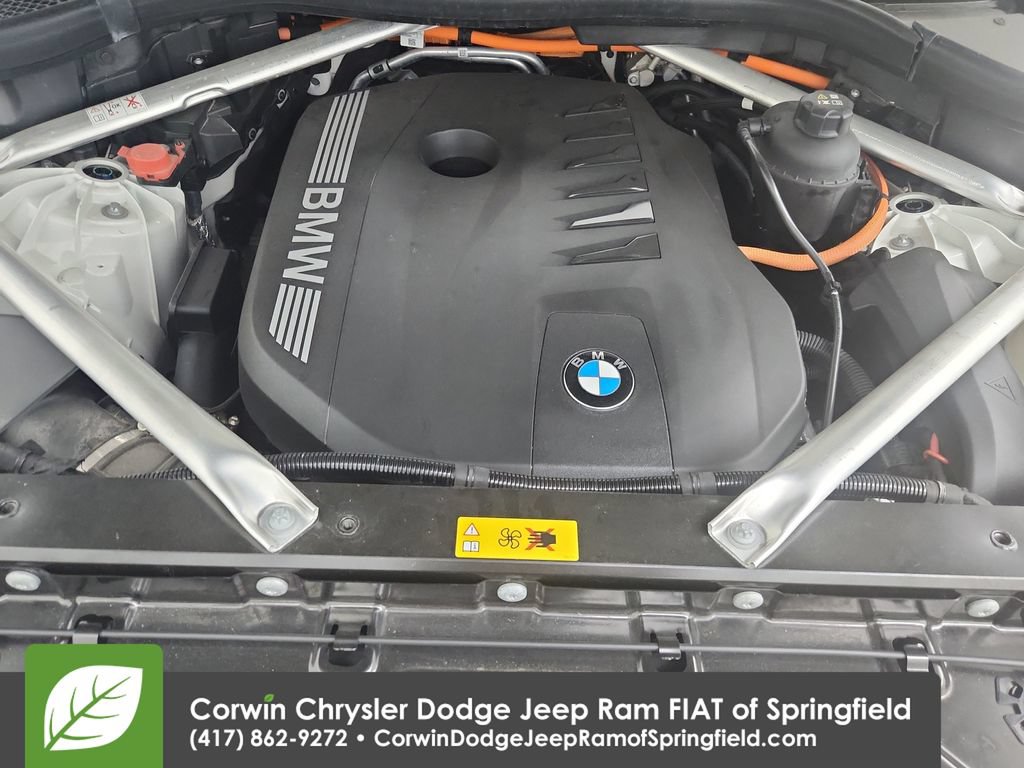 Used 2025 BMW X5 xDrive50e AWD/4WD image 34