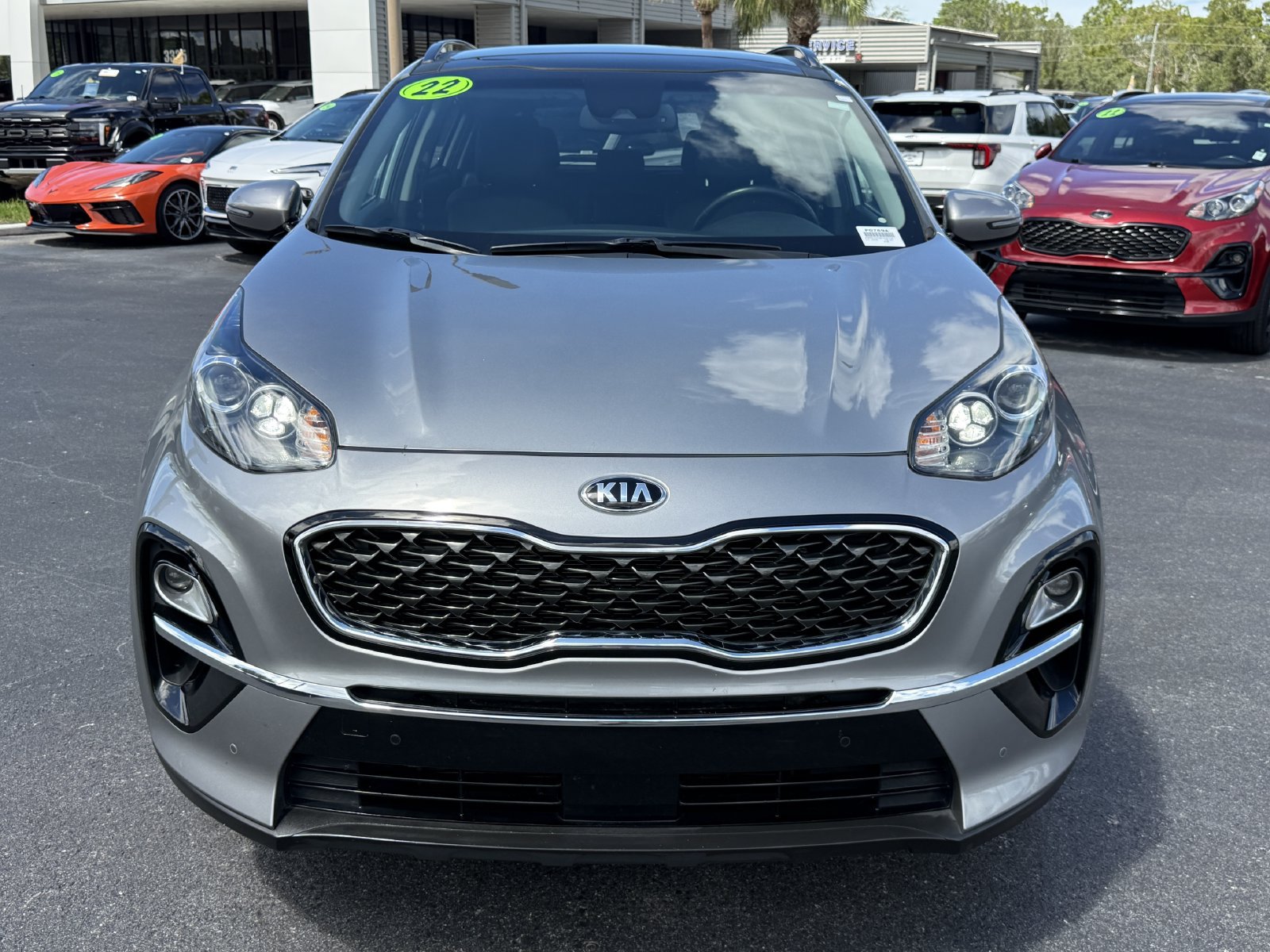 Used 2022 Kia Sportage EX w/ EX Technology Package FWD image 9