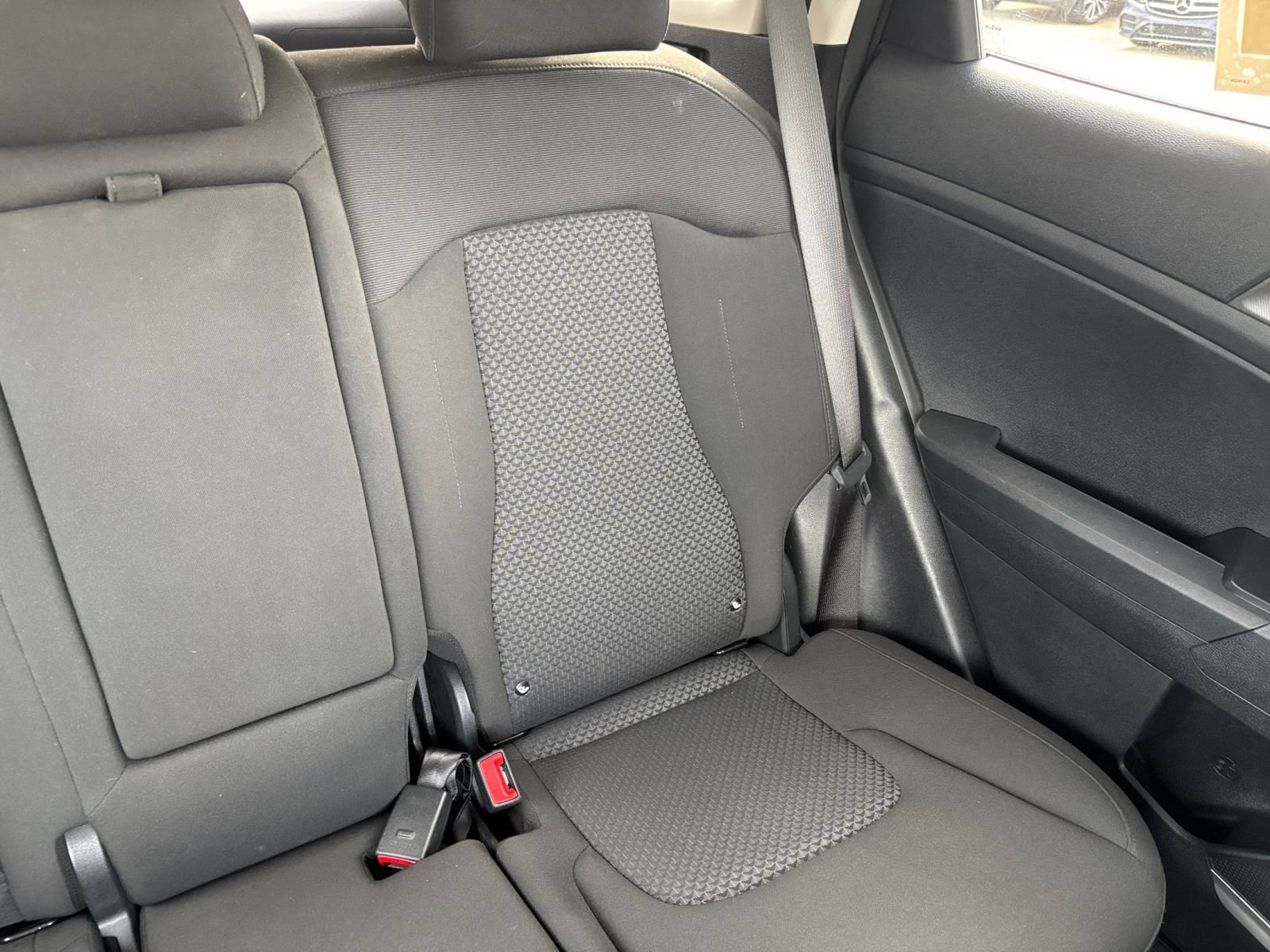 Used 2026 Kia Sportage LX FWD image 36