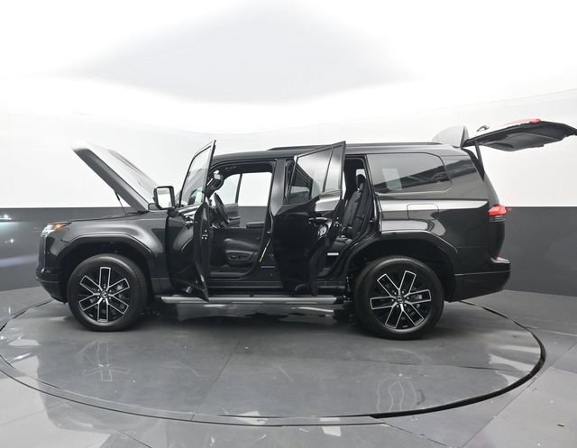 Used 2025 Lexus GX 550 w/ Accessory Package (2T) AWD/4WD image 33