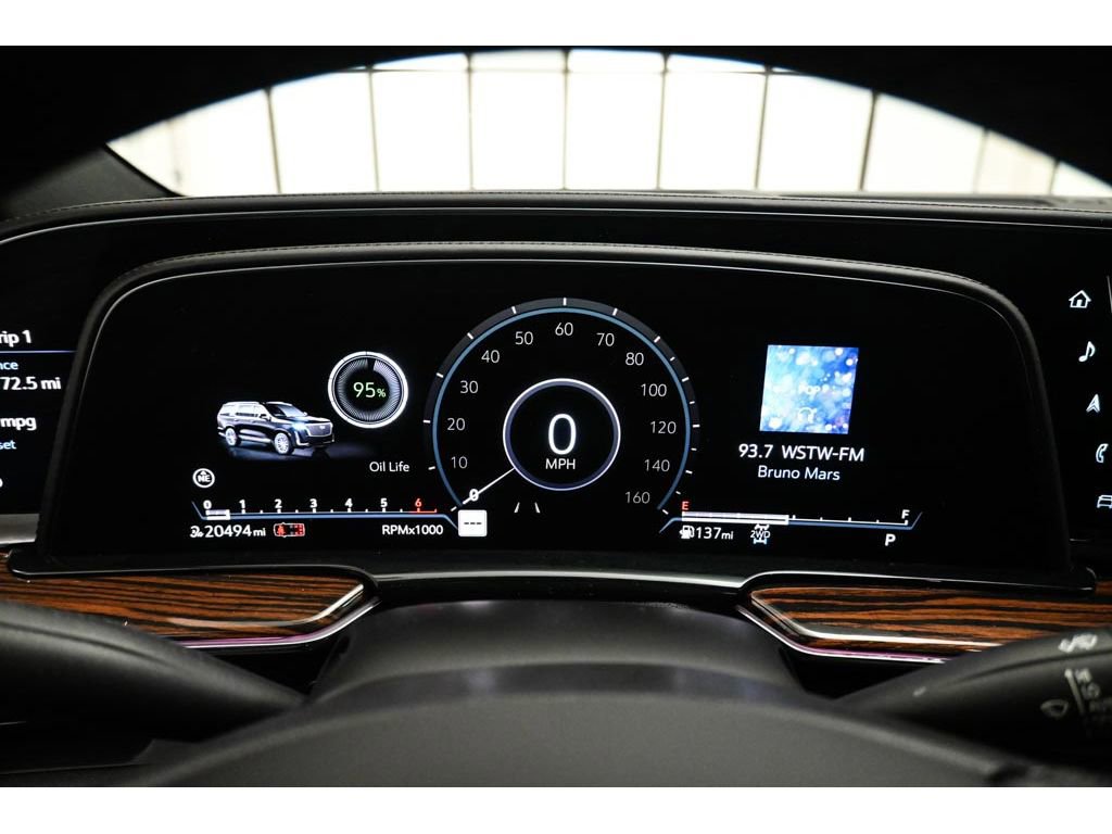 Used 2021 Cadillac Escalade Premium Luxury AWD/4WD image 42