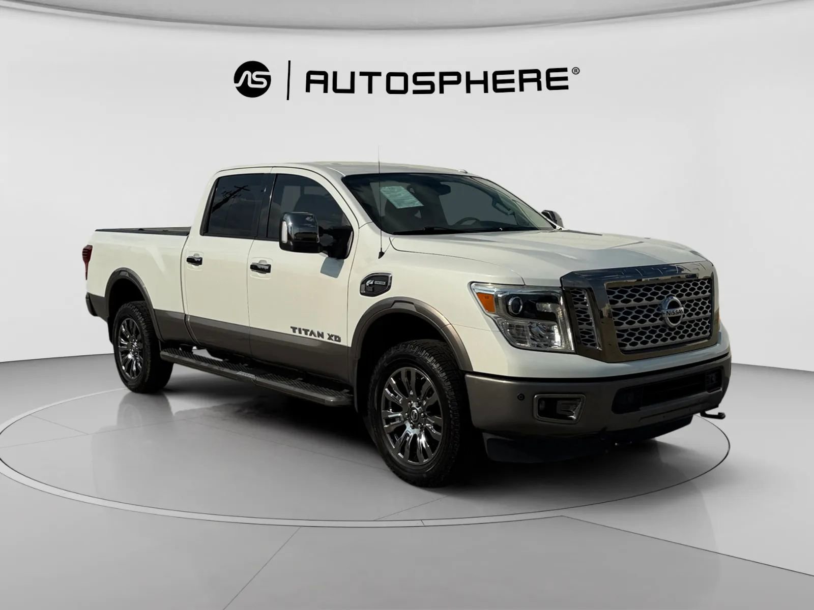 Used 2019 Nissan Titan Platinum Reserve w/ Platinum Utility Package AWD/4WD image 12