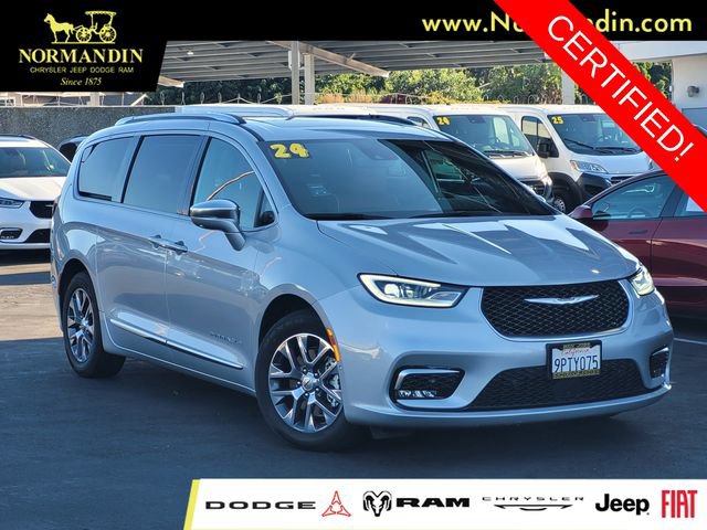 Certified 2024 Chrysler Pacifica Pinnacle FWD video 1
