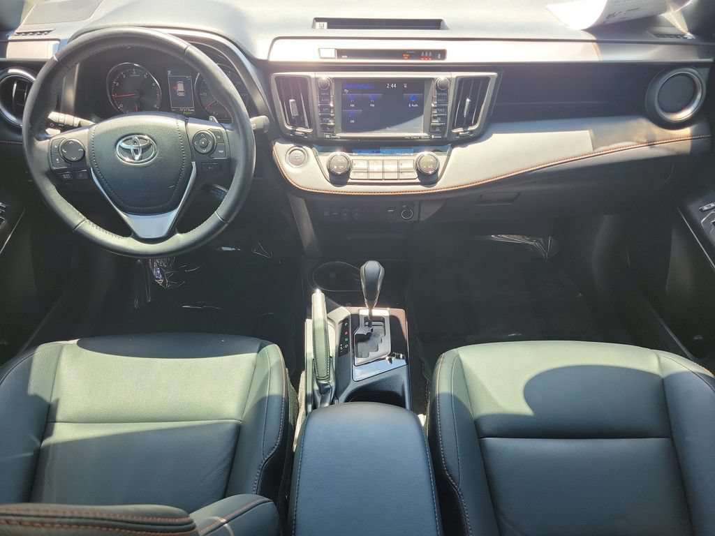 Used 2017 Toyota RAV4 SE FWD image 13