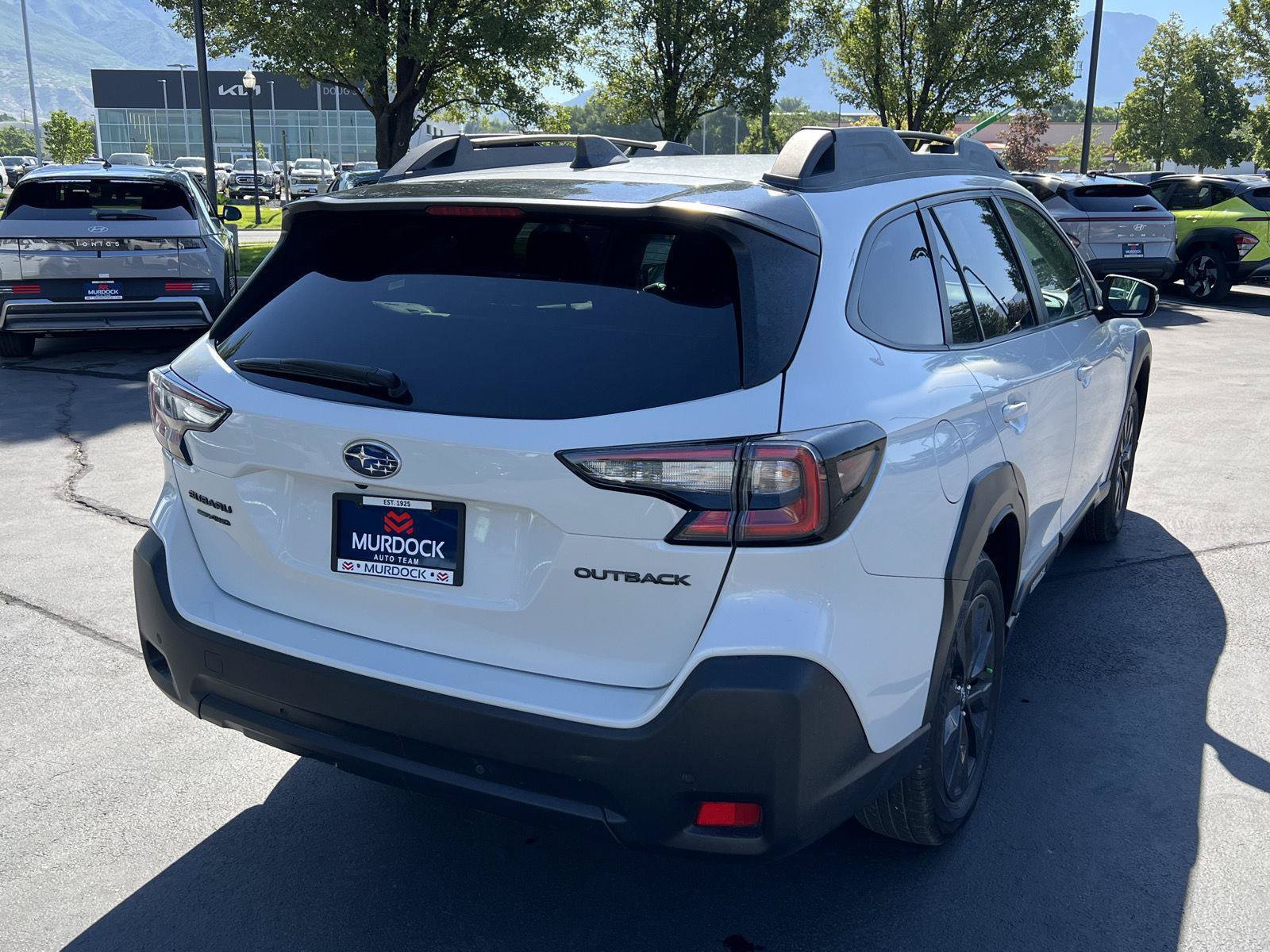 Used 2025 Subaru Outback Onyx Edition AWD/4WD image 16