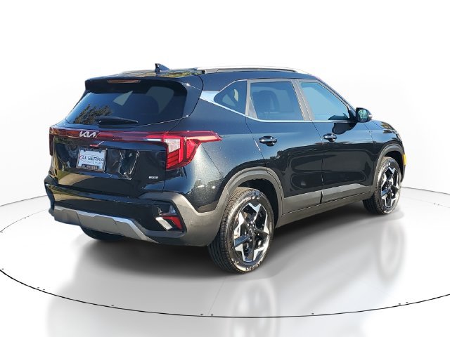 Certified 2026 Kia Seltos EX AWD/4WD image 4