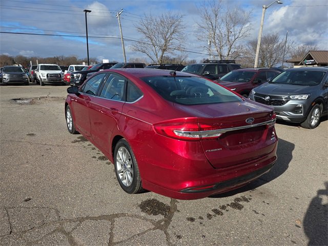 Certified 2017 Ford Fusion SE image 16