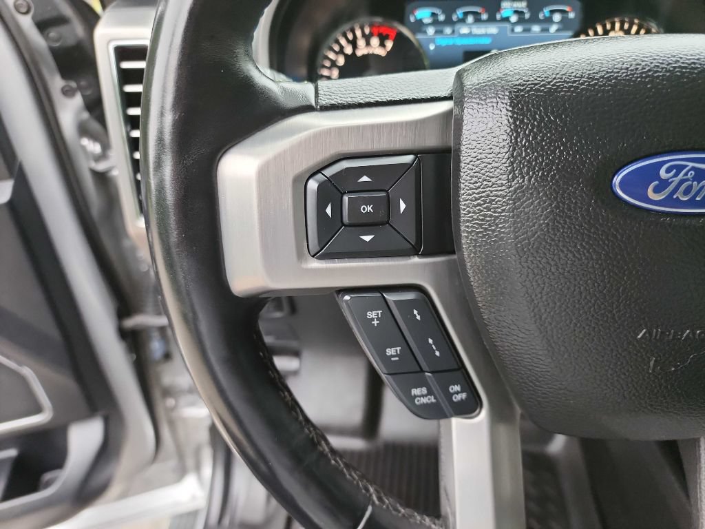 Used 2017 Ford F150 Platinum w/ Equipment Group 701A Luxury AWD/4WD image 25