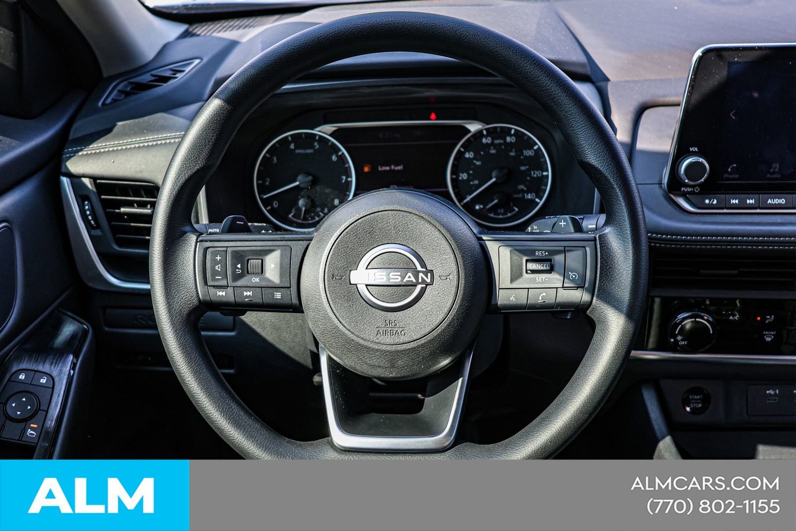 Used 2024 Nissan Rogue S image 26