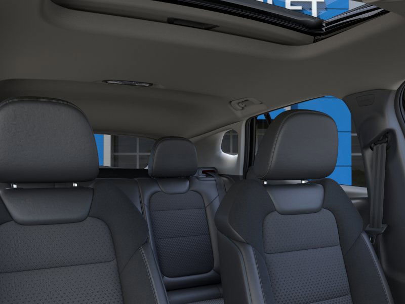 New 2026 Chevrolet Trax LT w/ Sunroof Package image 24
