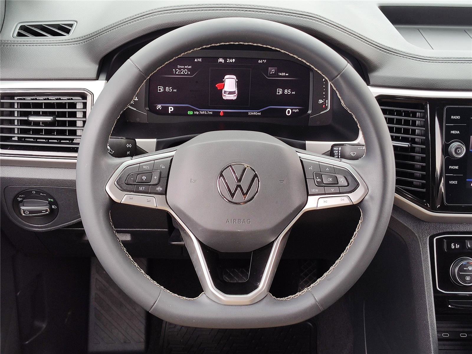 Used 2022 Volkswagen Atlas Cross Sport SE image 18