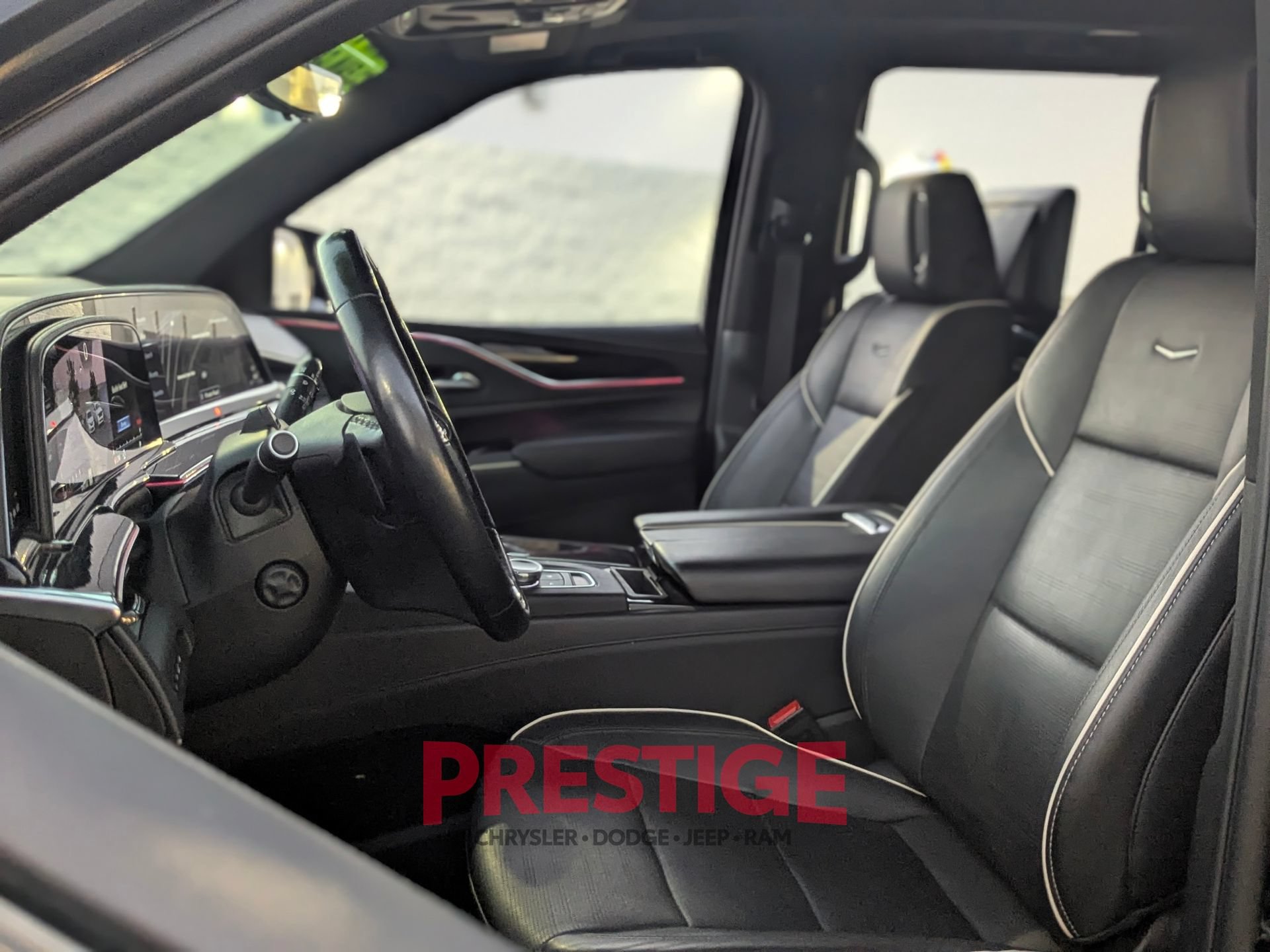 Used 2023 Cadillac Escalade Sport AWD/4WD image 25