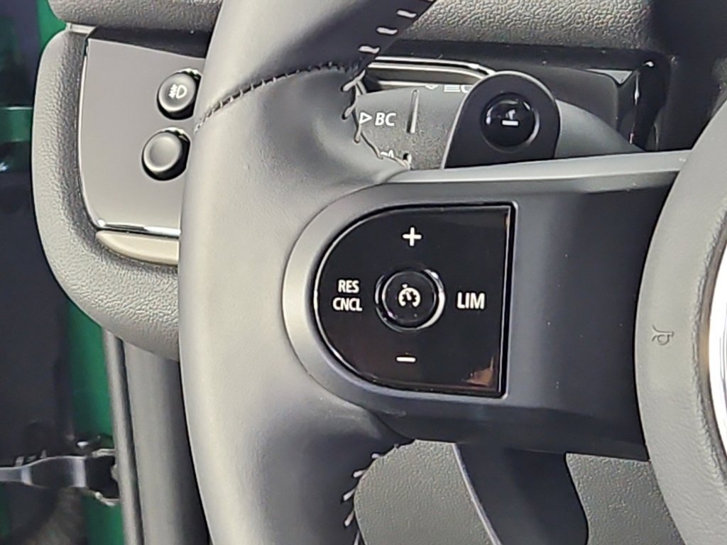 Certified 2024 MINI Cooper Countryman S FWD image 30