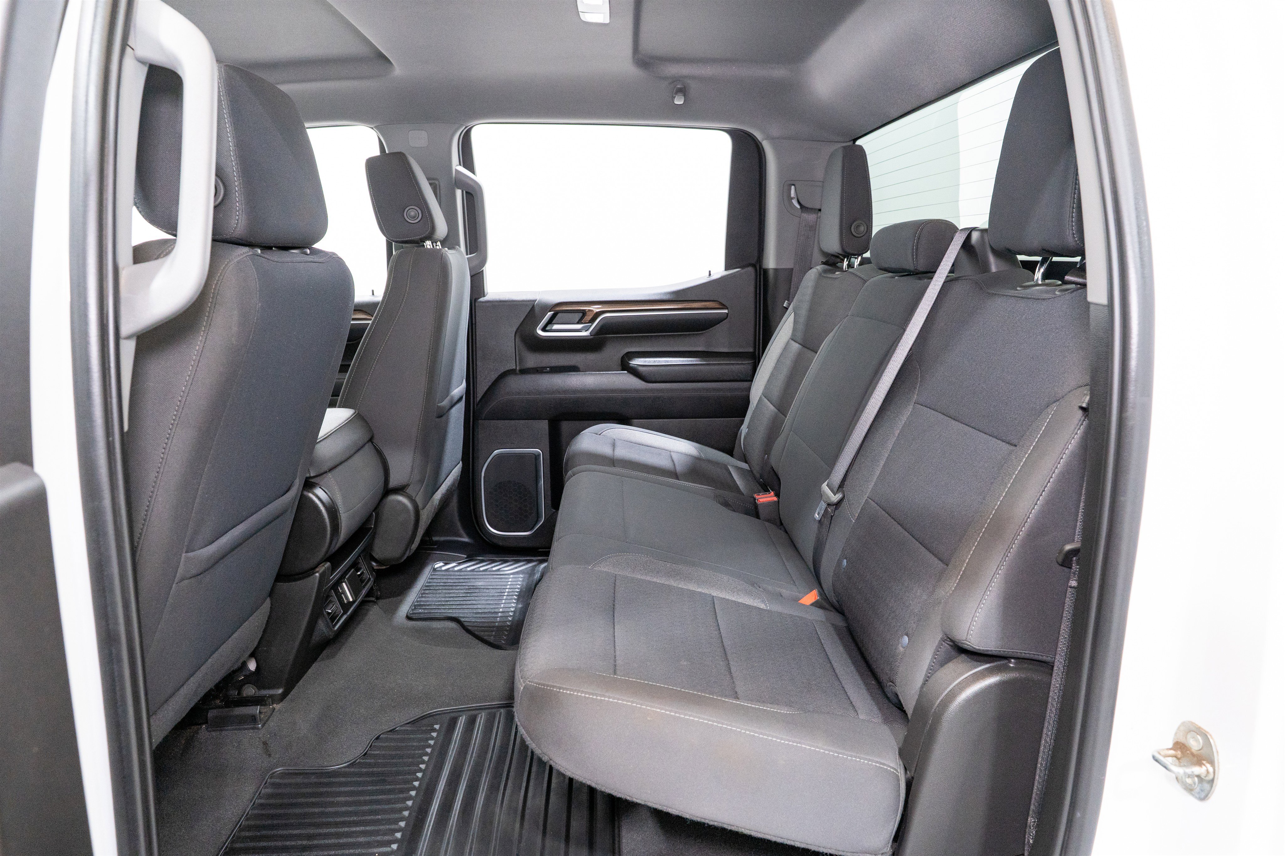 Used 2022 Chevrolet Silverado 1500 LT w/ Z71 Off-Road Package image 29