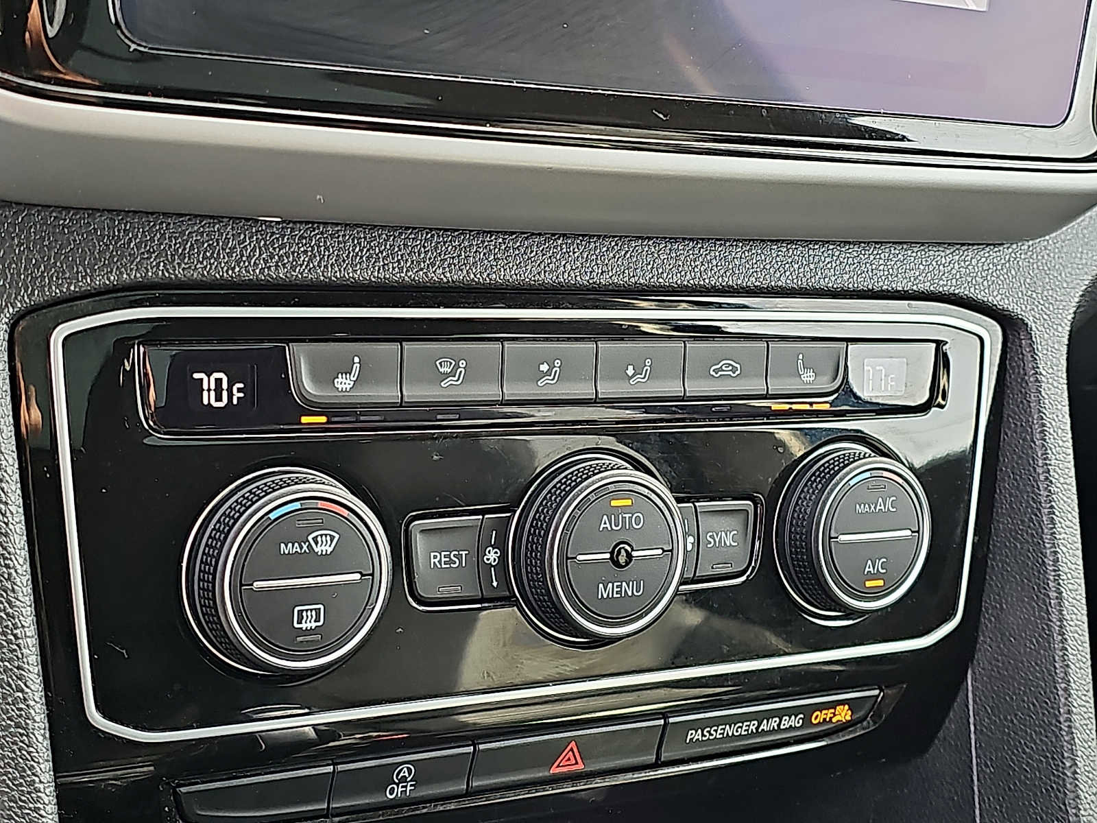 Used 2022 Volkswagen Atlas SEL R-Line image 19