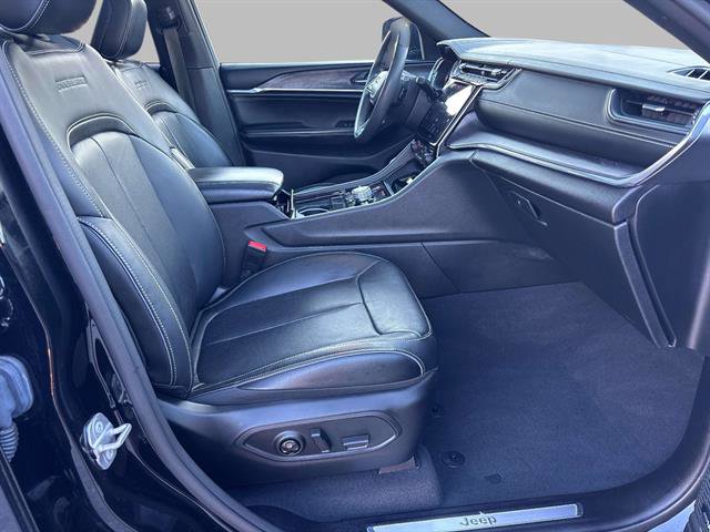 Certified 2023 Jeep Grand Cherokee Overland image 17
